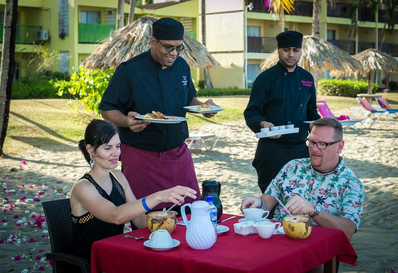 Starfish Tobago Hotel Black Rock ภายนอก รูปภาพ