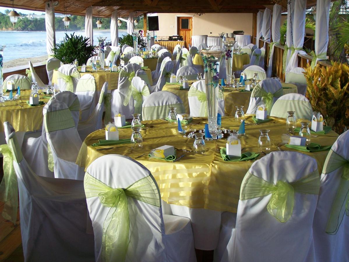 Starfish Tobago Hotel Black Rock ภายนอก รูปภาพ