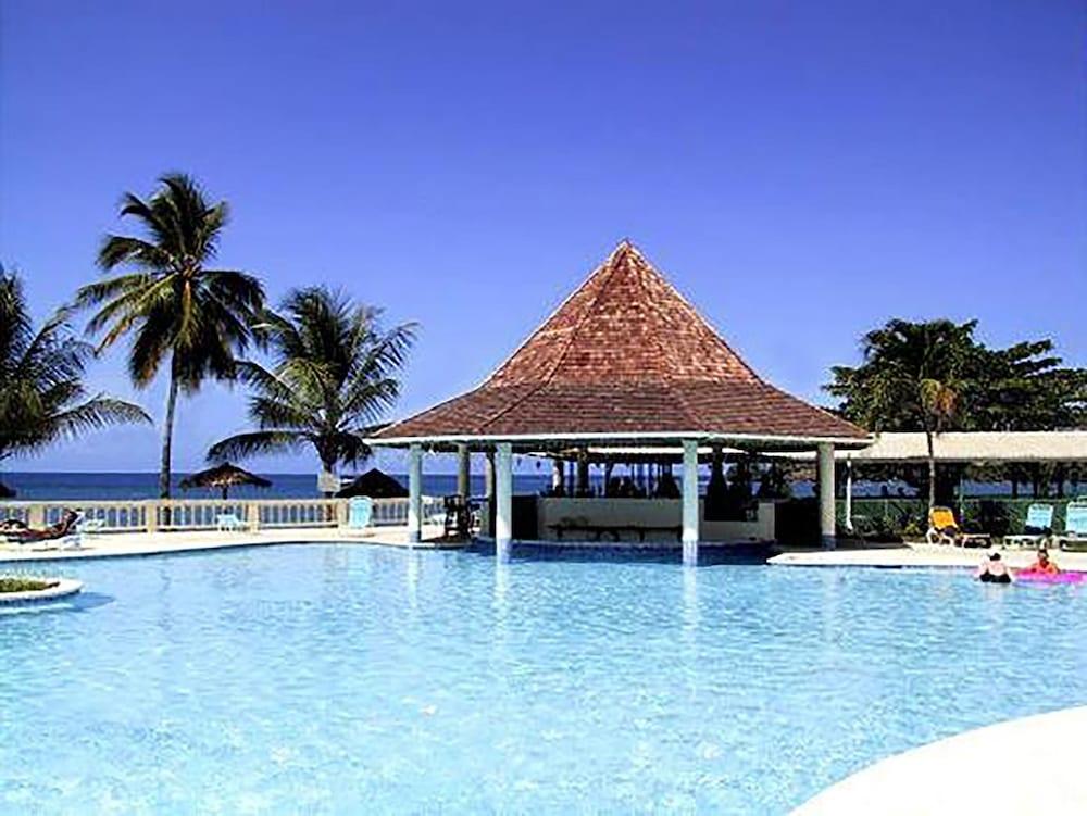 Starfish Tobago Hotel Black Rock ภายนอก รูปภาพ