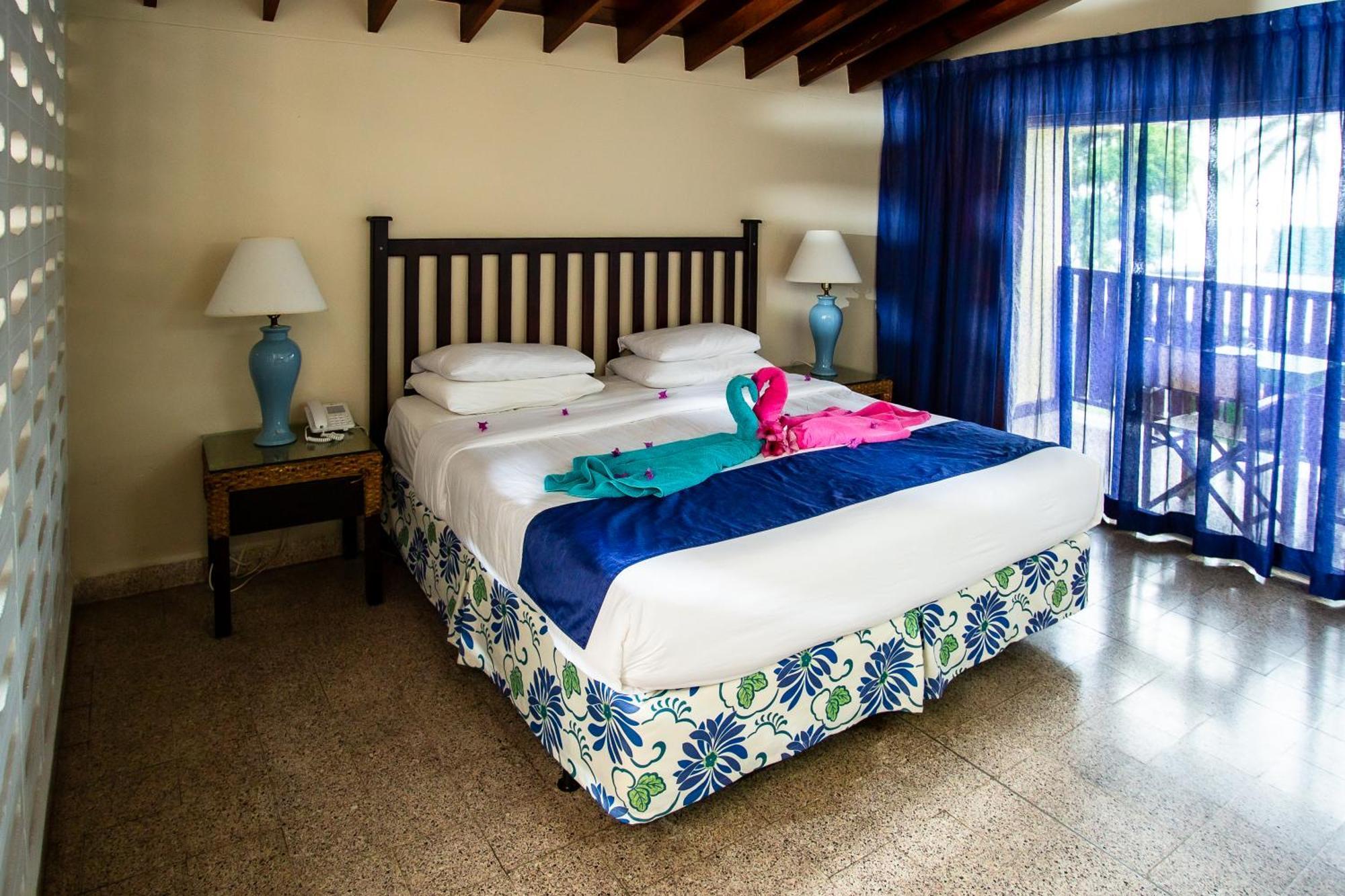 Starfish Tobago Hotel Black Rock ภายนอก รูปภาพ