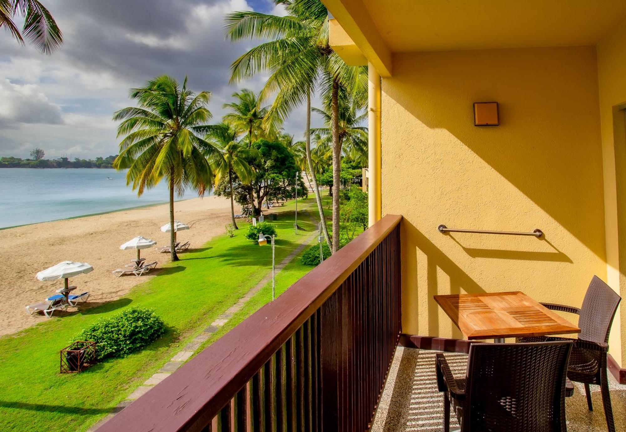Starfish Tobago Hotel Black Rock ภายนอก รูปภาพ